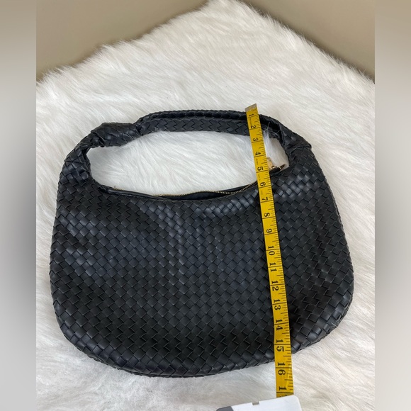 Melie Bianco Brigitte large  Black Woven Shoulder Bag - Picture 8 of 10